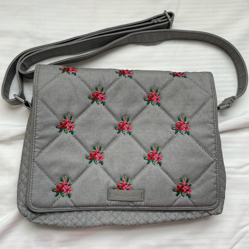 Vera Bradley turnabout crossbody purse